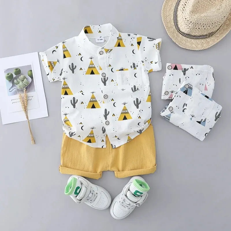 Conjunto Miguel – Camisa com Gola Alta e Shorts Estampados para Crianças