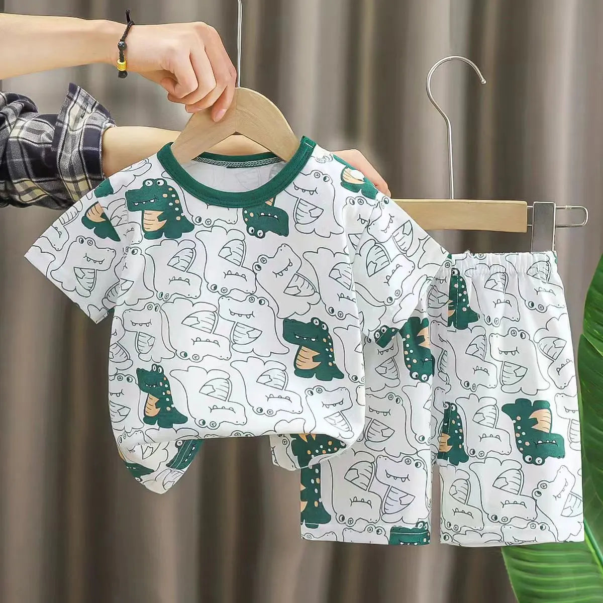 Conjunto Infantil Camiseta e Shorts
