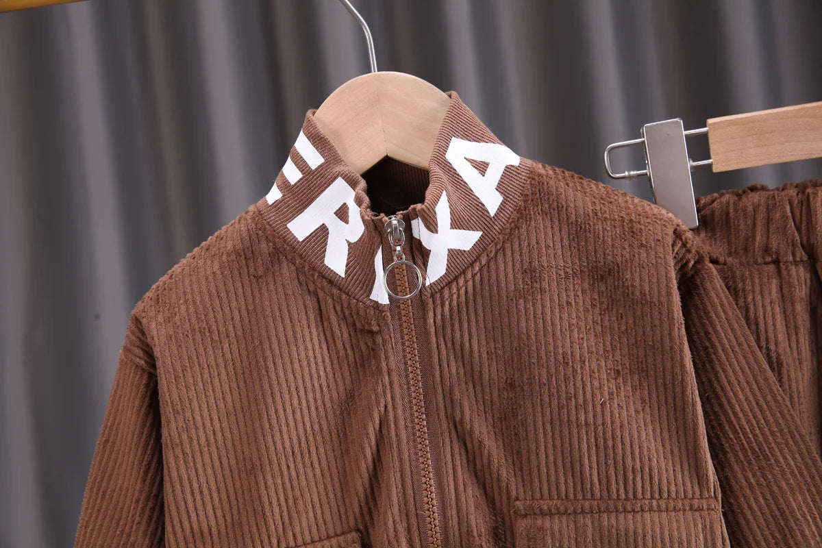 Conjunto Infantil “Lorenzo Veludo” – 2 Peças