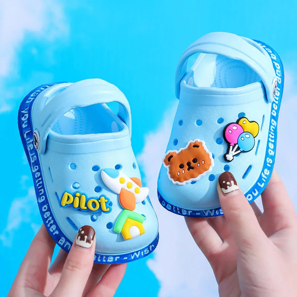 Clogs de Praia para Crianças – Chinelo Casual com Estampa de Personagens, Solado Macio, Antiderrapante e Respirável