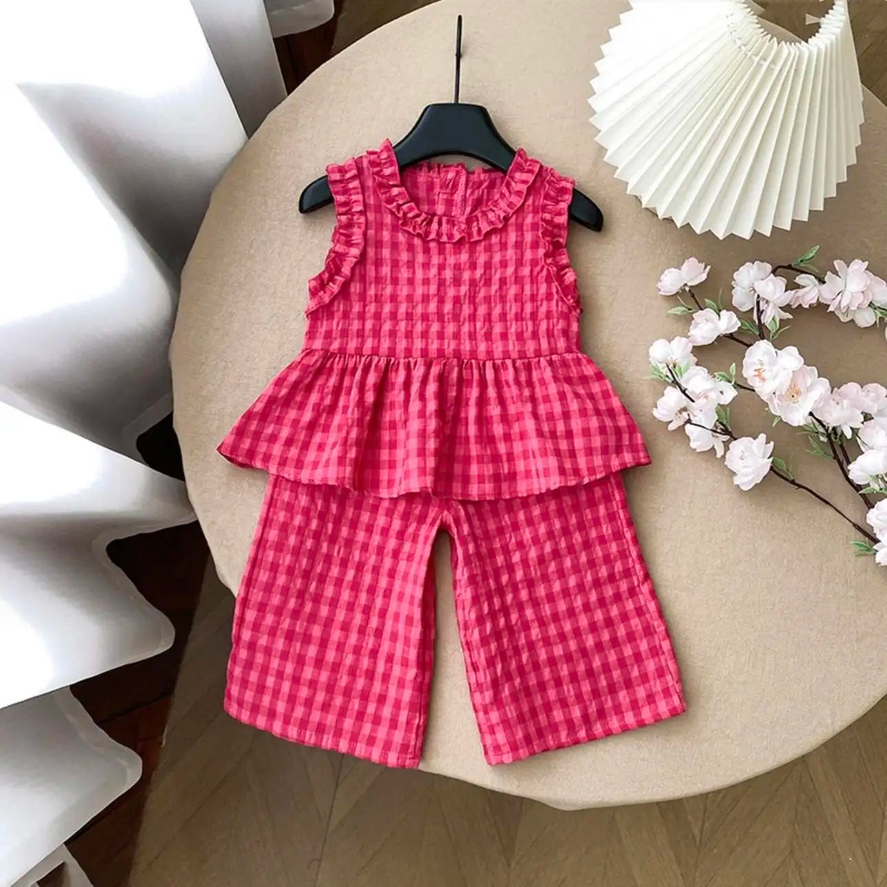 Conjunto Infantil Lara – Blusa Rendinha + Calça Pantalona Xadrez