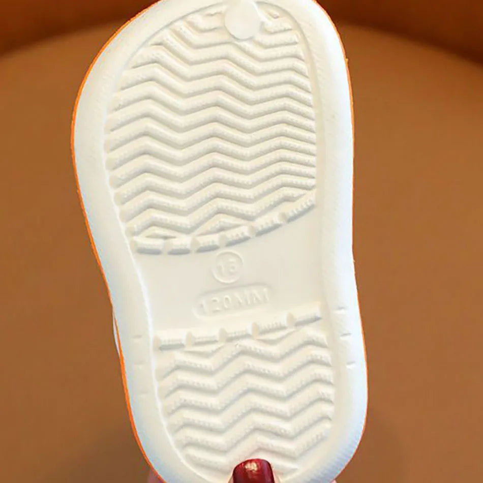 Clogs de Praia para Crianças – Chinelo Casual com Estampa de Personagens, Solado Macio, Antiderrapante e Respirável