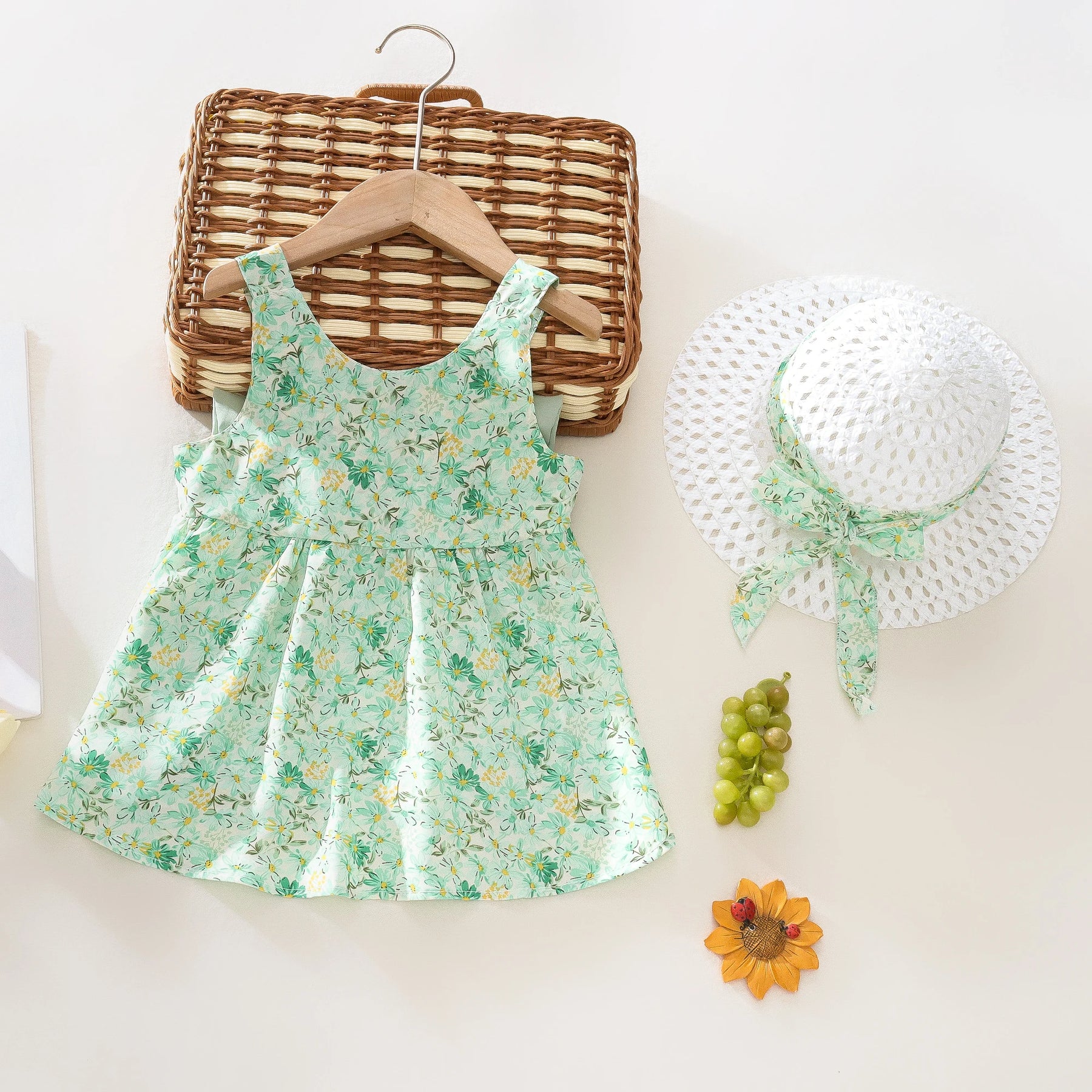 Conjunto Vestido + Chapéu Bebê – Flor de Verão