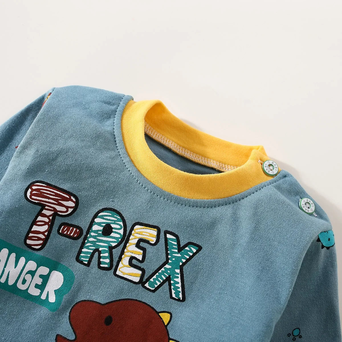 Pijama Infantil “Urso Fofo” – Conjunto de Algodão com Estampa de Urso e Letras