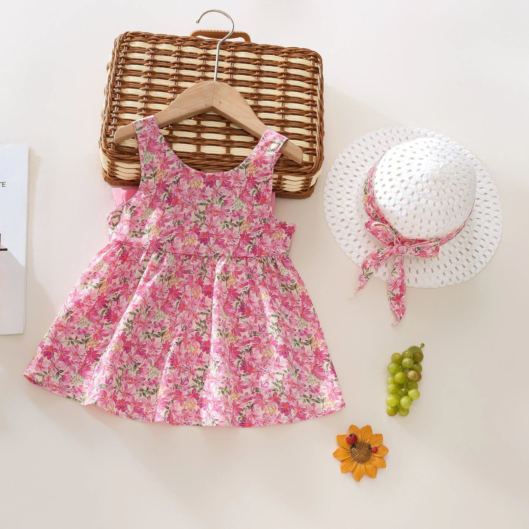 Conjunto Vestido + Chapéu Bebê – Flor de Verão