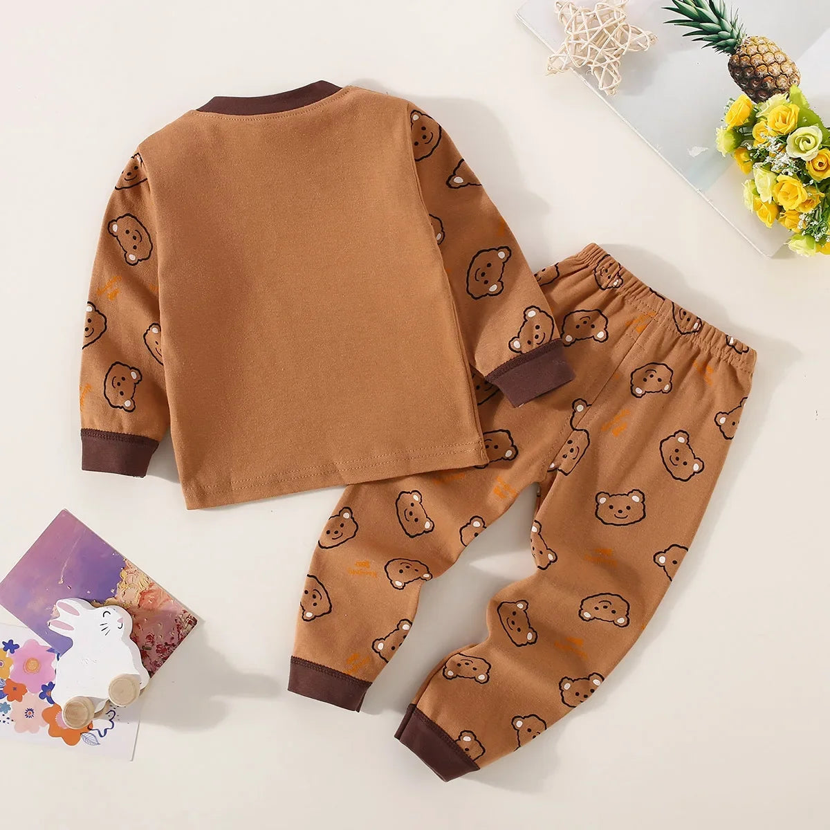 Pijama Infantil “Urso Fofo” – Conjunto de Algodão com Estampa de Urso e Letras