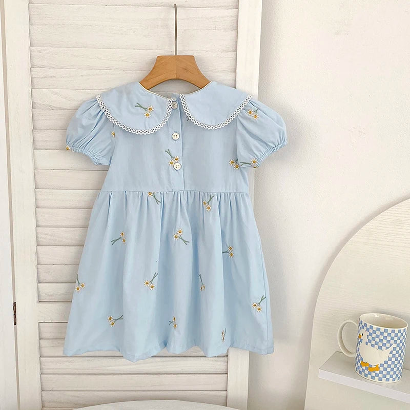 Vestido Princesa Infantil com Flores Bordadas