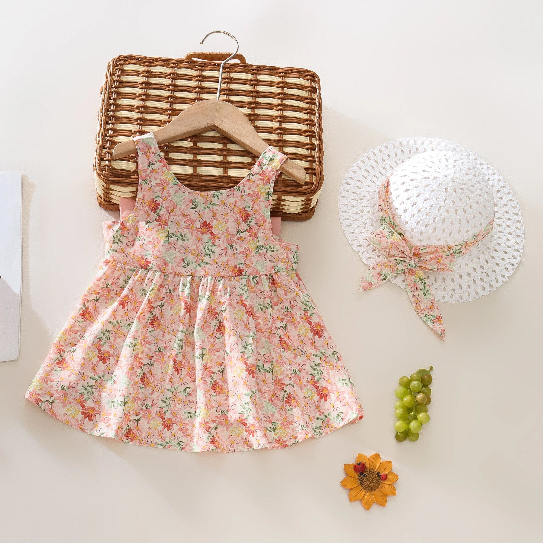 Conjunto Vestido + Chapéu Bebê – Flor de Verão