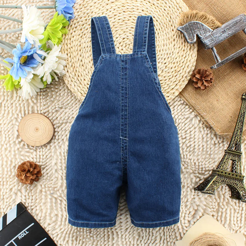 Macacão Infantil “Léo Jeans” – Jardineira Curta
