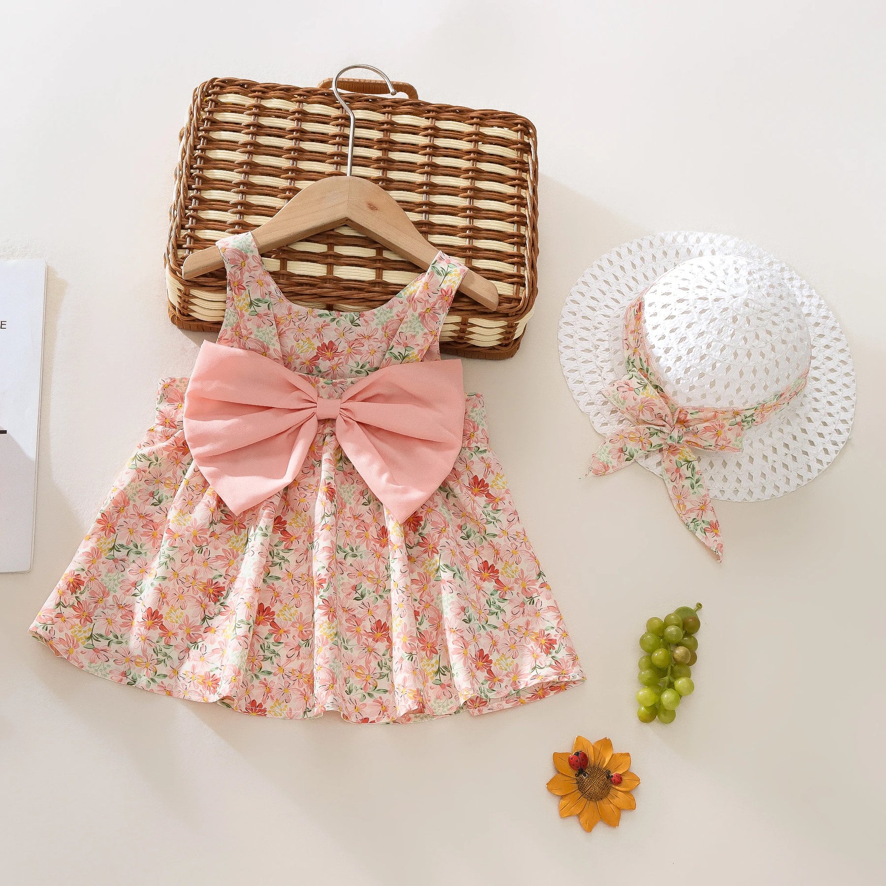 Conjunto Vestido + Chapéu Bebê – Flor de Verão