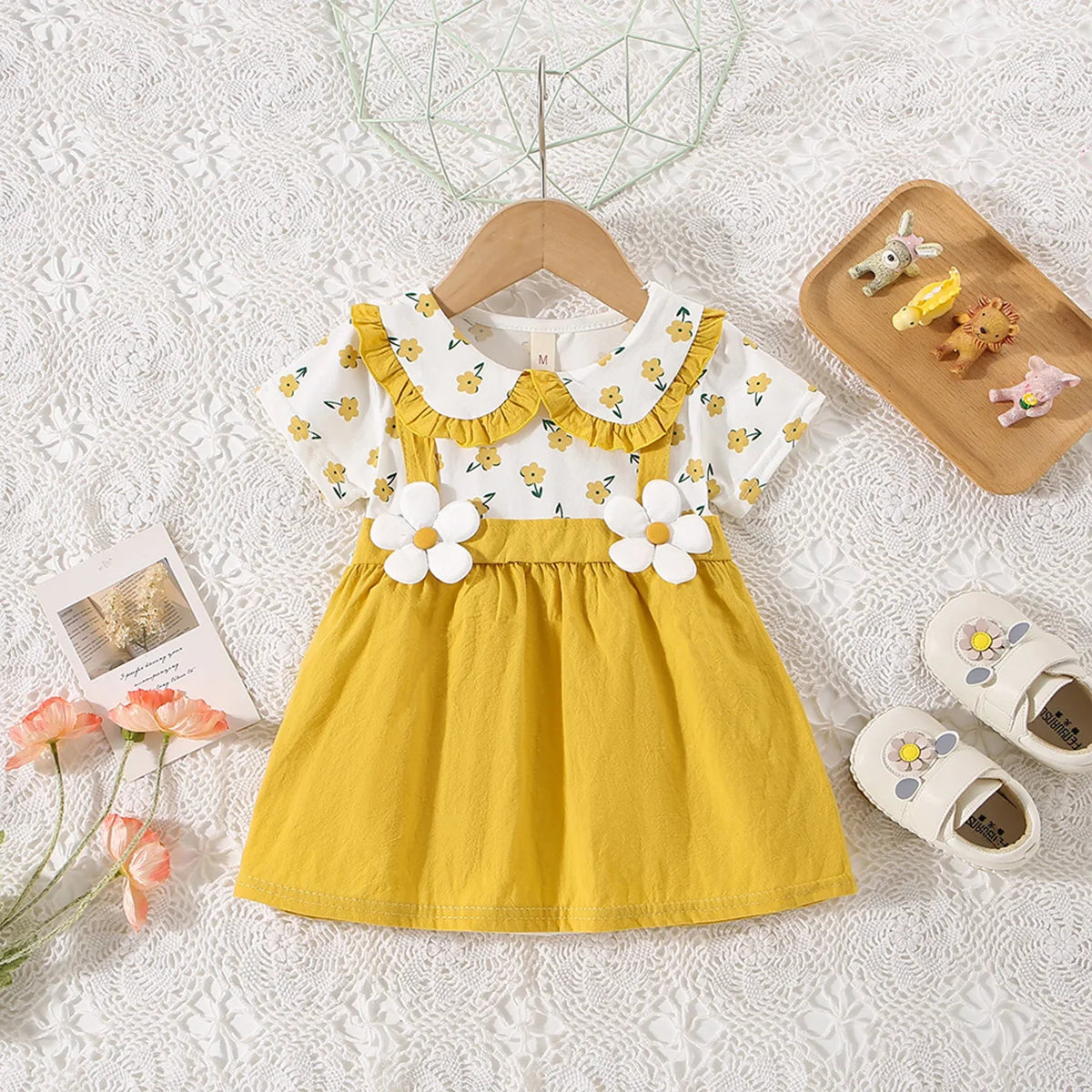 Vestido Floral Infantil com Gola Boneca – Lily