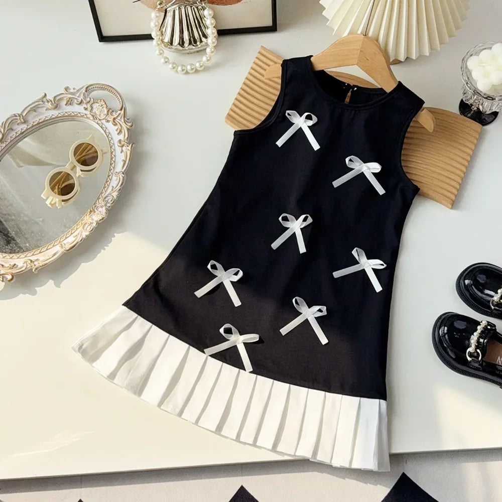 Vestido Infantil “Laço Preto” – Sem Manga, Simples e Doce