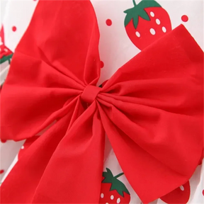 Vestido Infantil com Estampa de Morango e Chapéu – Berry