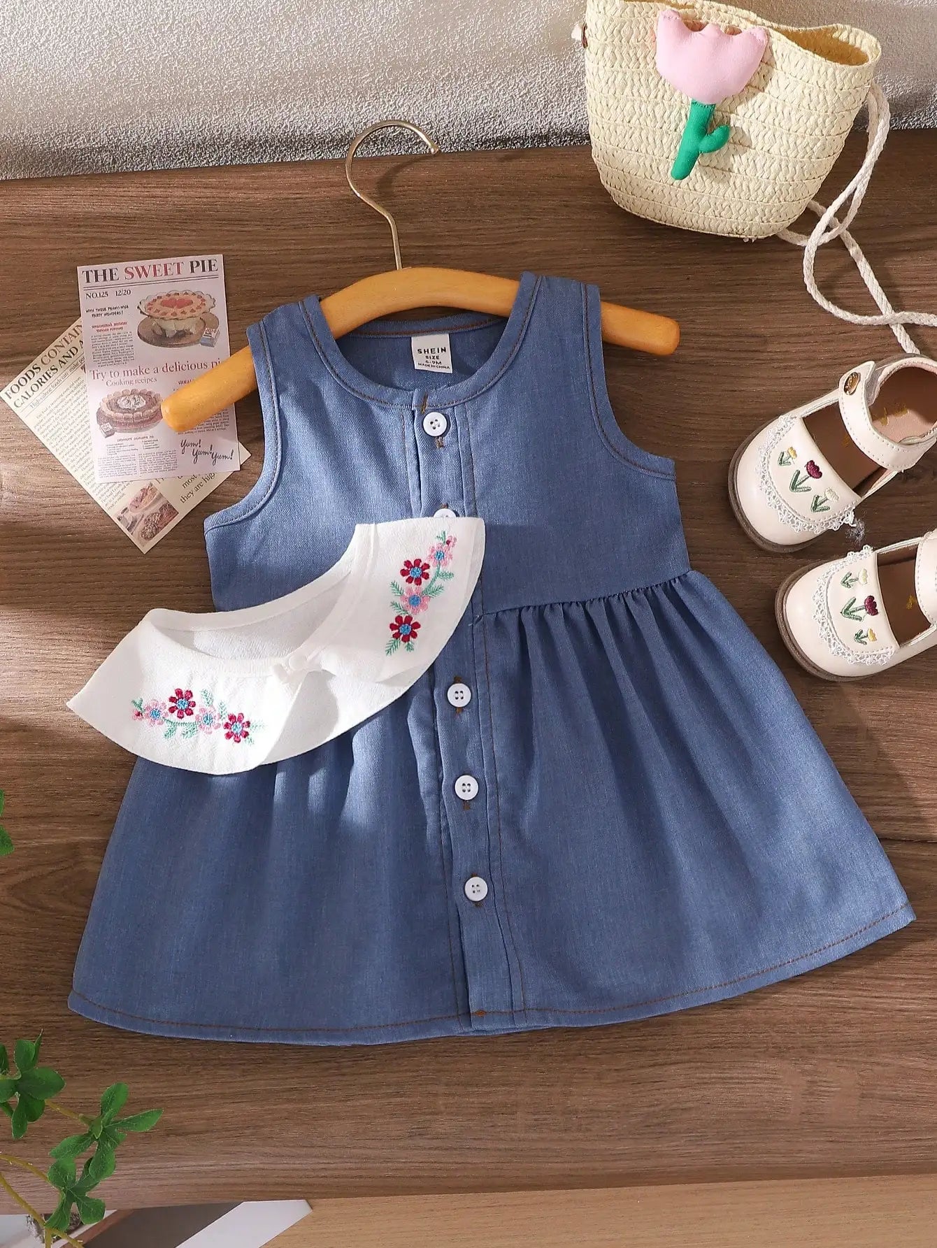 Vestido Menina Jeans com Gola Boneca – Summer Bloom