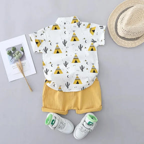 Conjunto Miguel – Camisa com Gola Alta e Shorts Estampados para Crianças