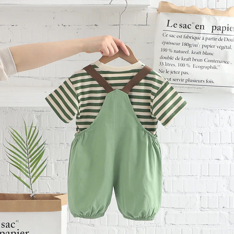 Conjunto Infantil Verão Camiseta Listrada + Jardineira 2 Peças