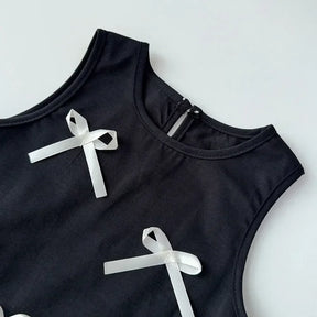 Vestido Infantil “Laço Preto” – Sem Manga, Simples e Doce