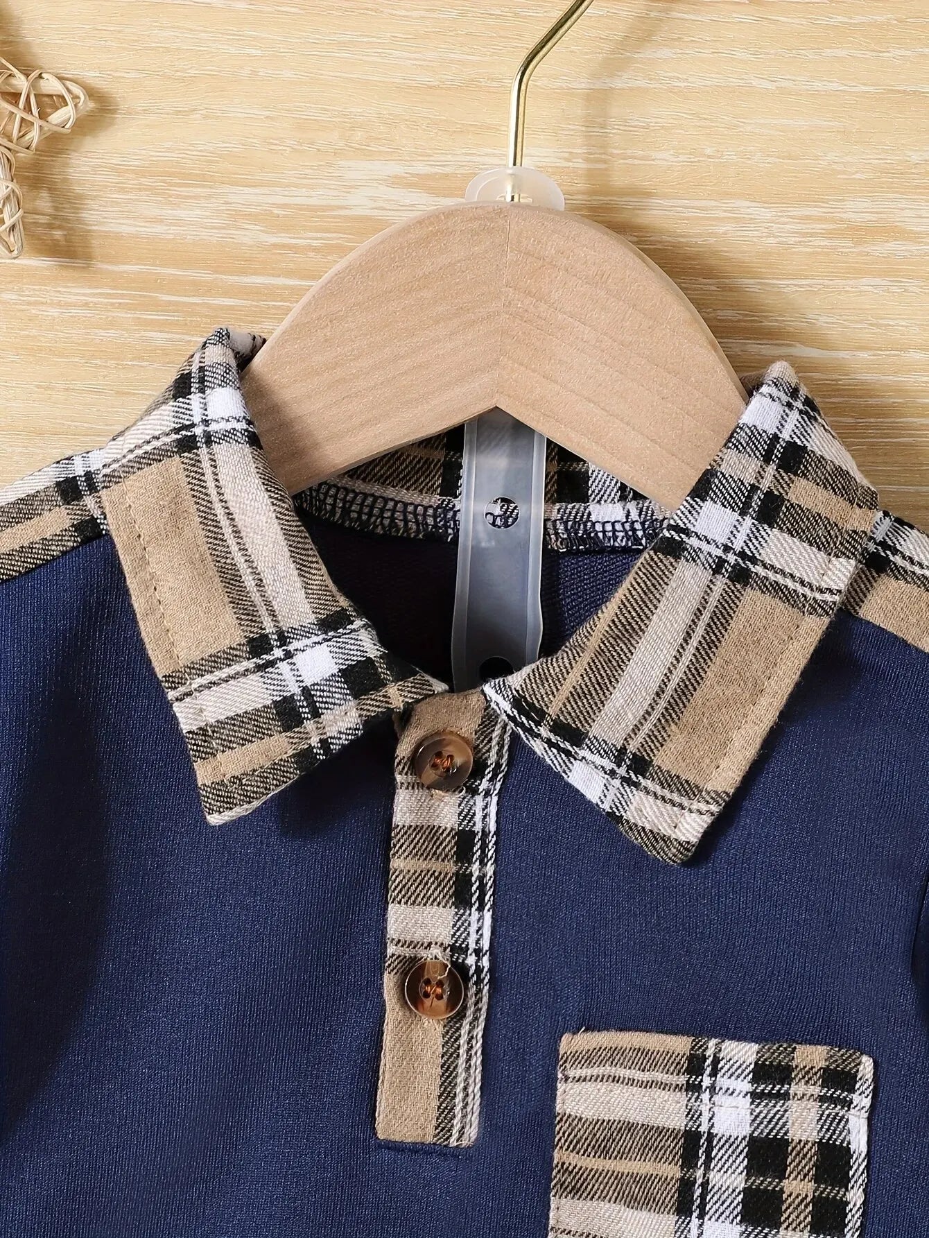 Conjunto Theo – Camisa Xadrez com Gola + Shorts Casuais