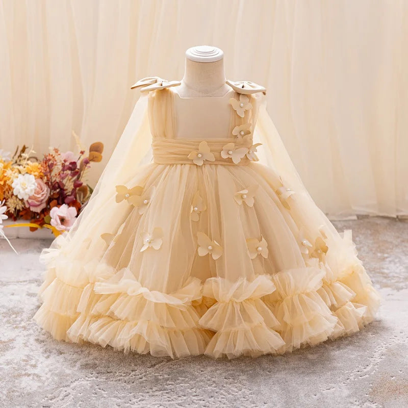 Vestido de Princesa  – Modelo Sem Manga com Borboletas 3D em Tule para Casamentos e Festas