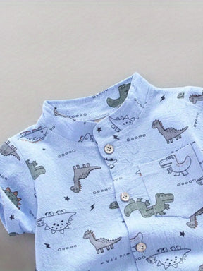 Conjunto Dino – Camisa de Gola Alta e Shorts com Estampa de Dinossauro