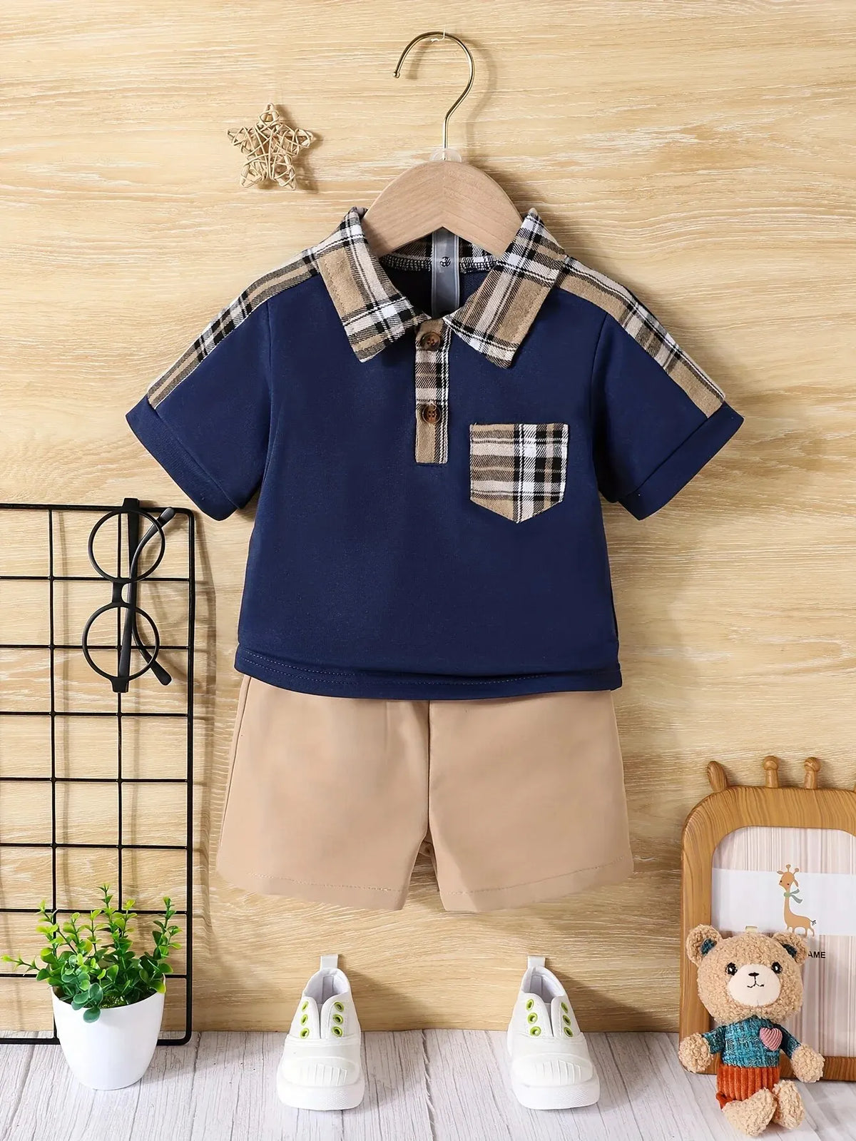 Conjunto Theo – Camisa Xadrez com Gola + Shorts Casuais