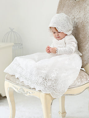 Vestido de Batizado para Bebê Menina – Elegante Traje de Renda com Touca Combinando