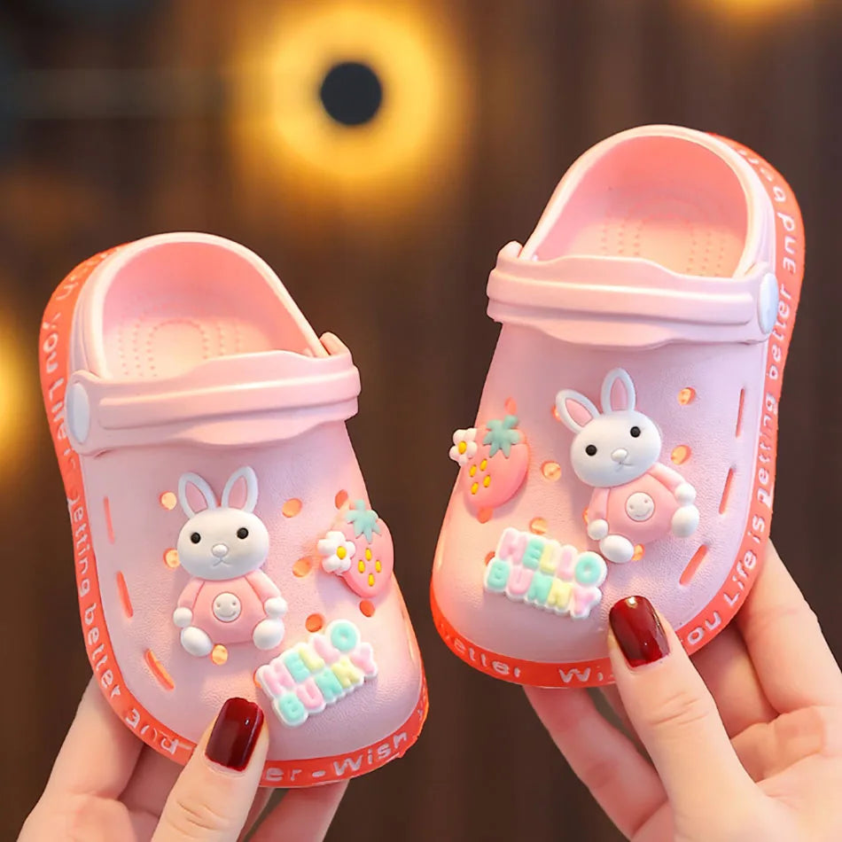 Clogs de Praia para Crianças – Chinelo Casual com Estampa de Personagens, Solado Macio, Antiderrapante e Respirável
