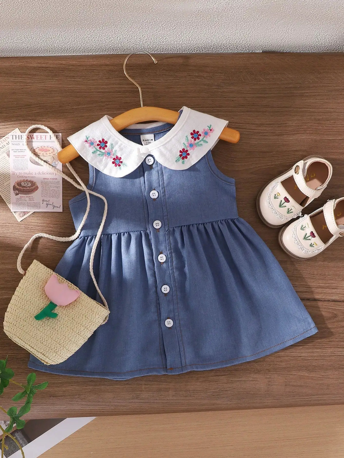 Vestido Menina Jeans com Gola Boneca – Summer Bloom